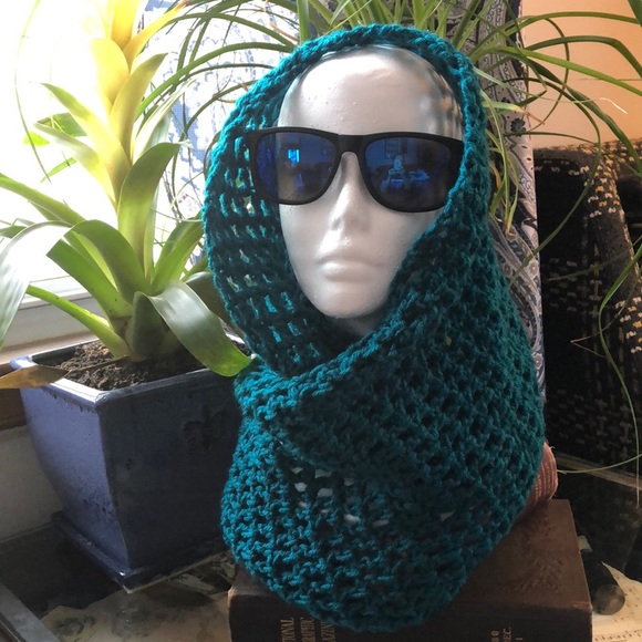 Handmade Infinity Scarf - Picture 5 of 5